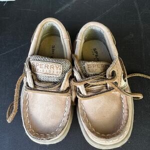 Toddler Sperry Shoe, size 5